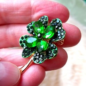 🍀 Gorgeous New Emerald Green Rhinestone 4 Leaf Clover Brooch Pin Gold Metal 🍀